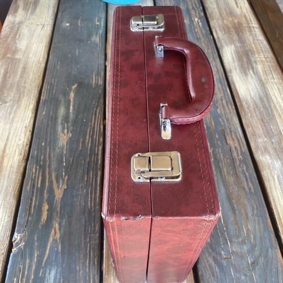 Buffet Crampon E-11 Clarinet - Picture 7 of 10